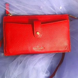 KATE SPADE CROSS BODY WALLET